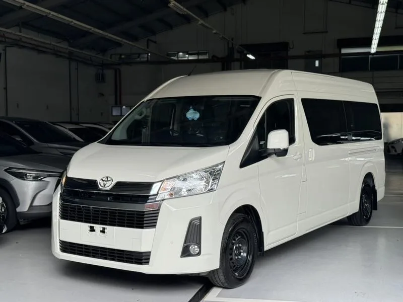 Gambar Thumbnail Artikel - Rekomendasi Jenis Mobil yang Cocok untuk Perjalanan Bersama Rombongan